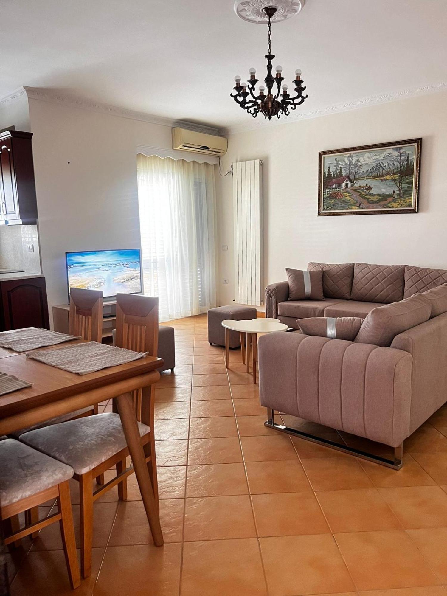 Lu Appartement Vlorë